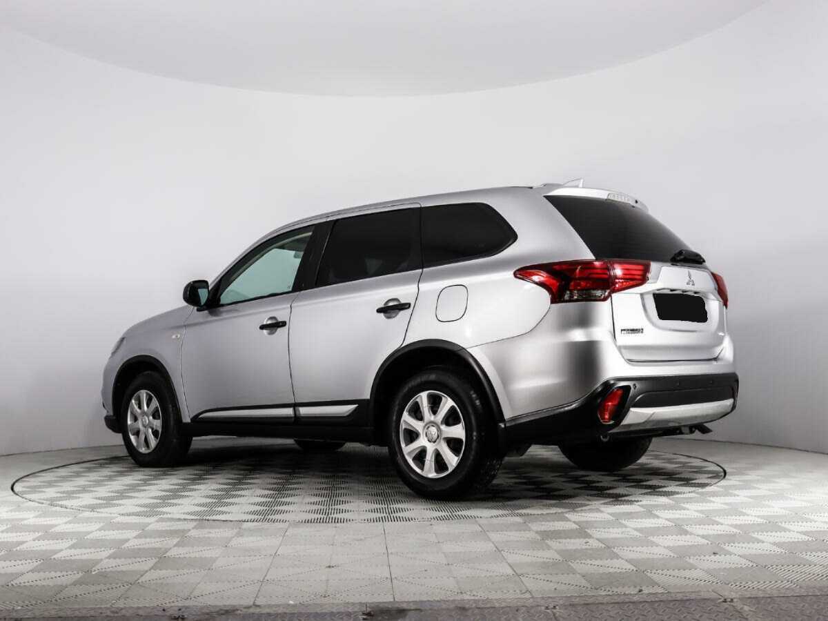 Mitsubishi Outlander, 2018 - 61 896 км. | Фото №7