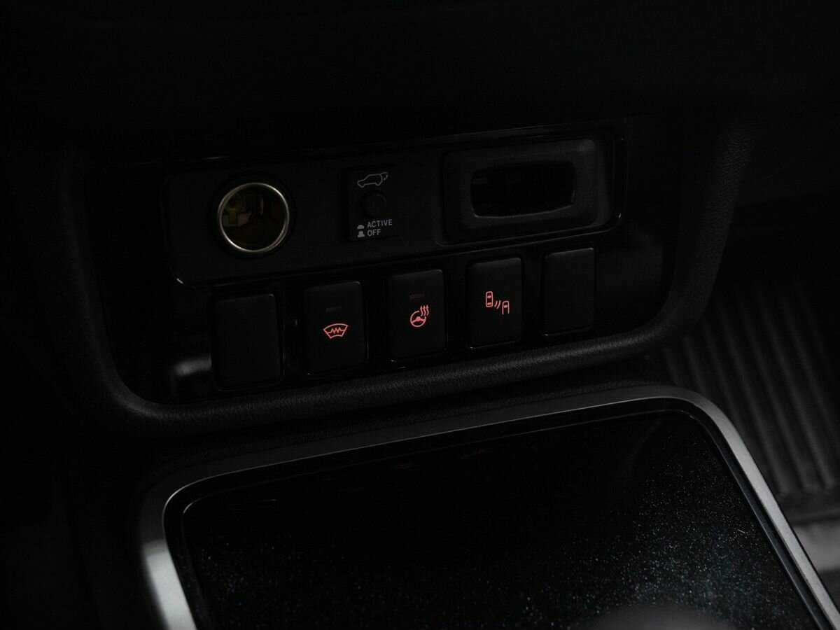 Mitsubishi Outlander, 2018 Фото №21