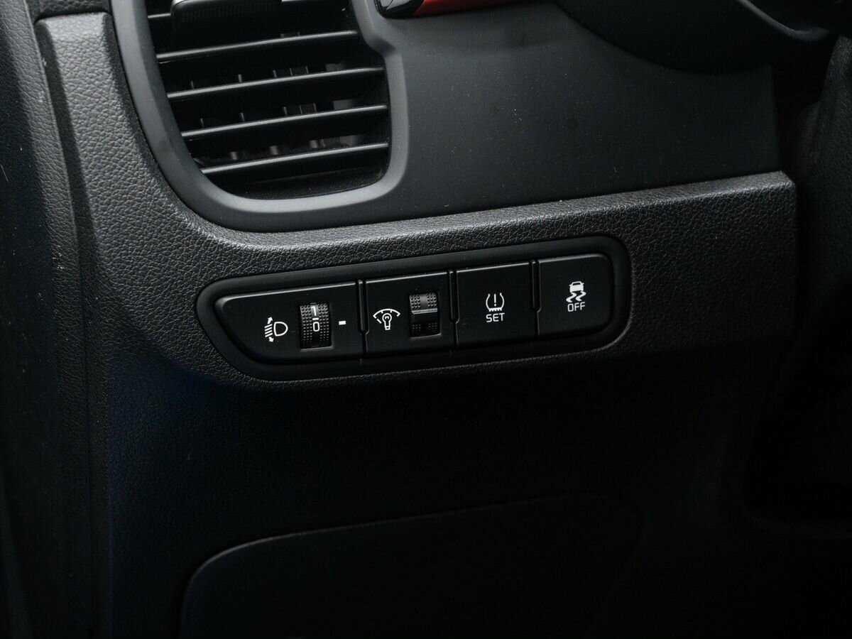 Kia Rio, 2020 Фото №16