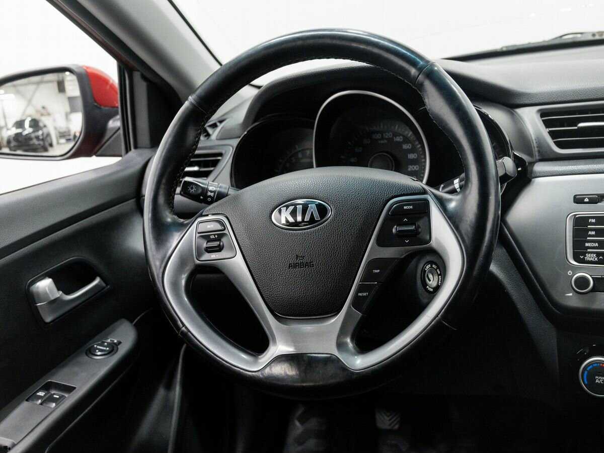 Kia Rio, 2016 Фото №11