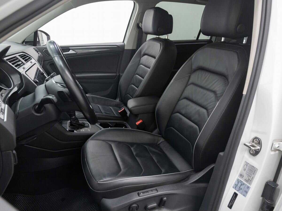 Volkswagen Tiguan, 2018 Фото №9