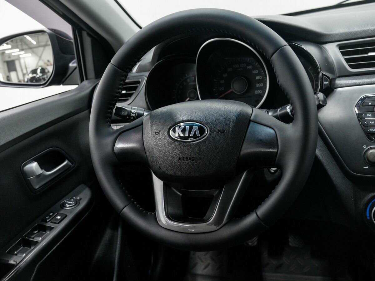Kia Rio 5-speed, 2013 Фото №12