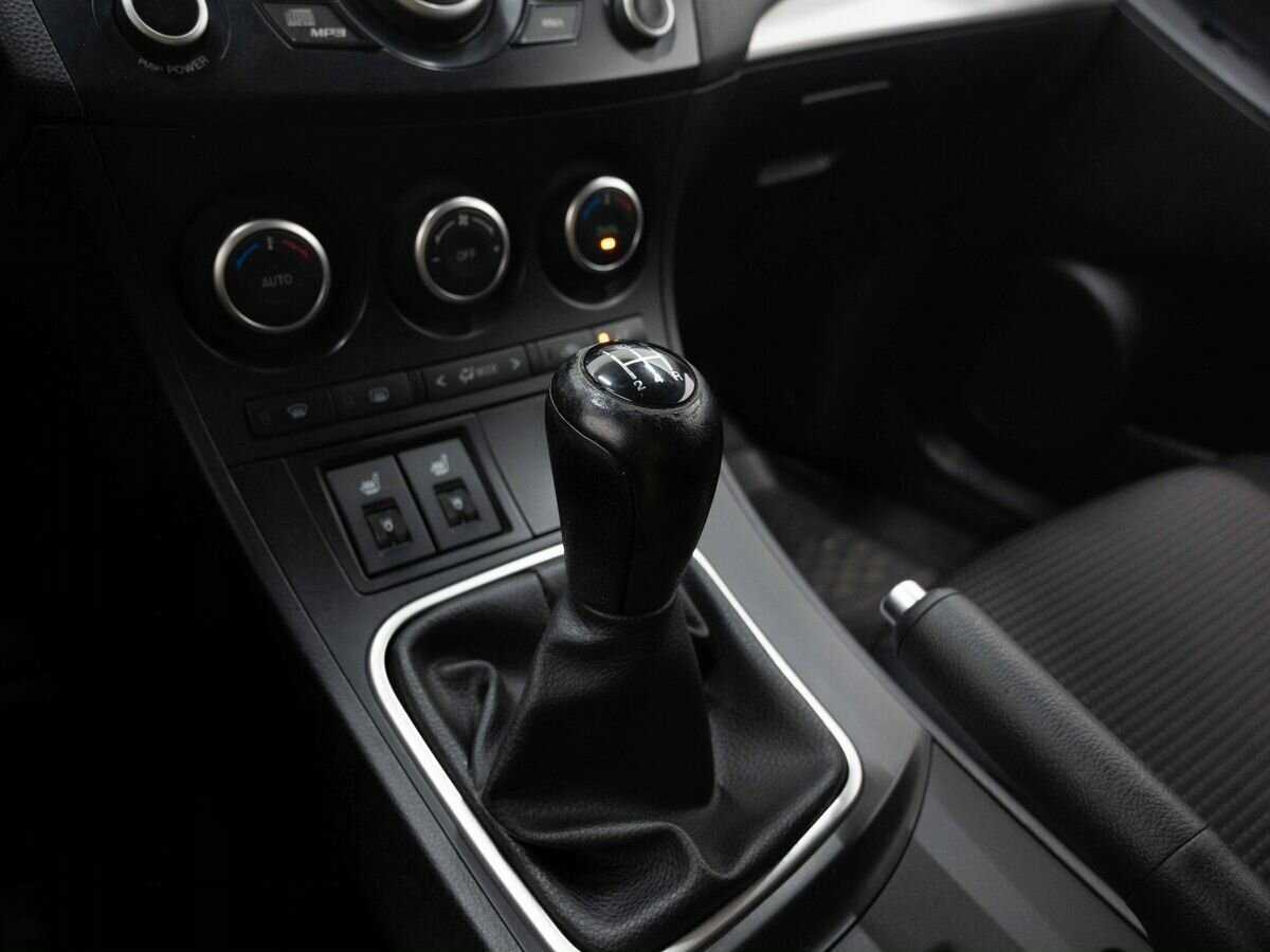 Mazda 3, 2012 Фото №23