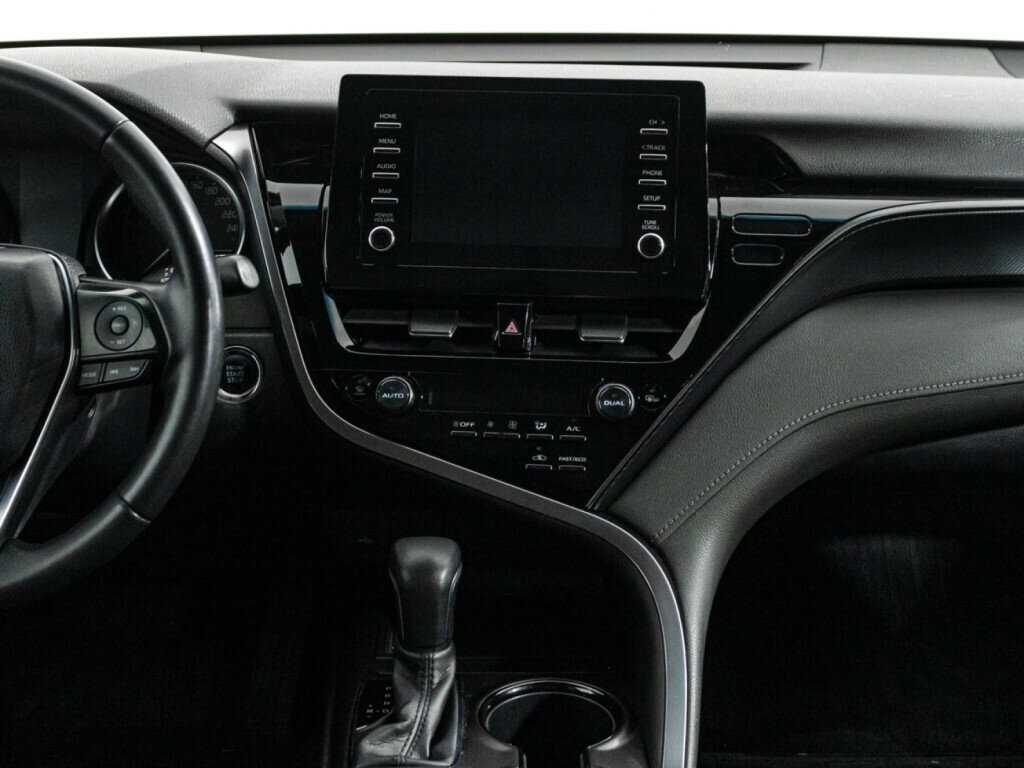 Toyota Camry, 2021 Фото №14