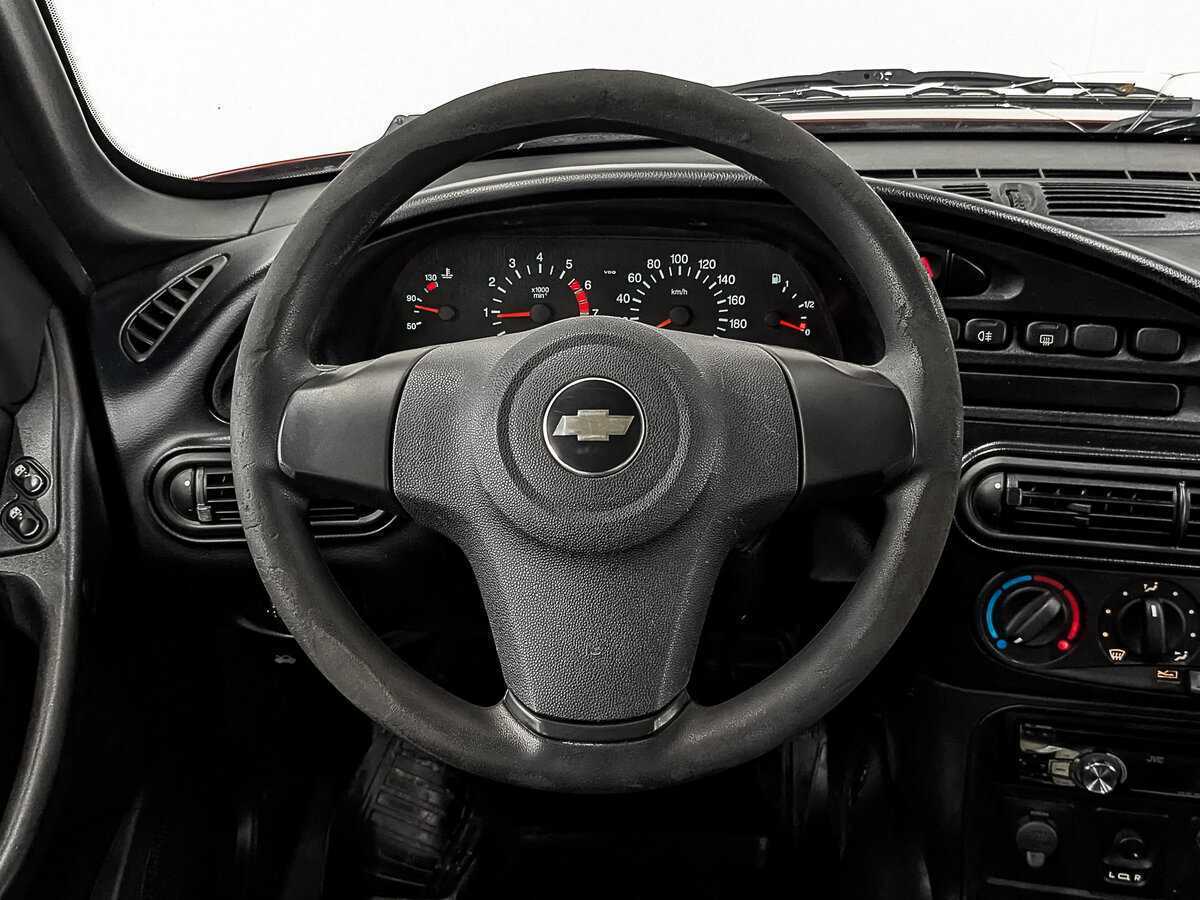 Chevrolet Niva, 2015 Фото №21