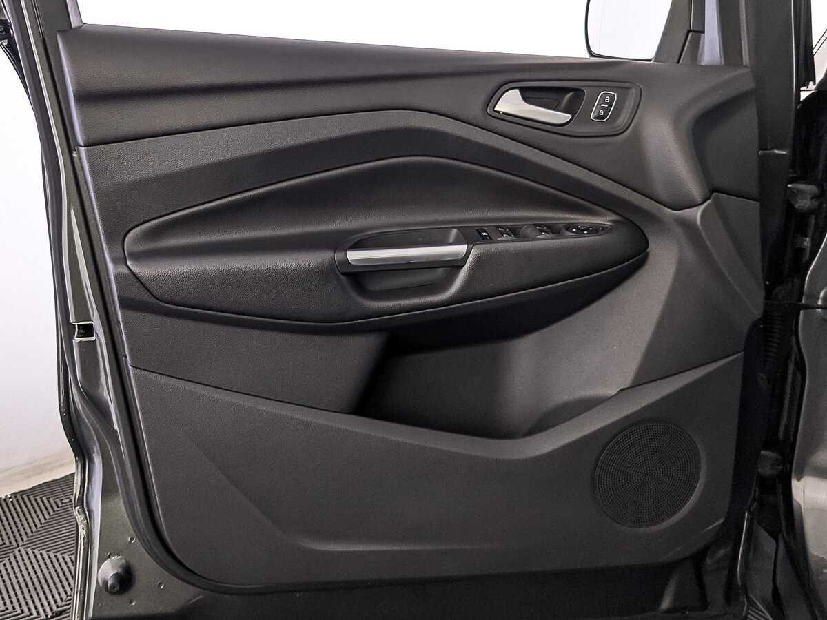 Ford Kuga, 2018 Фото №18