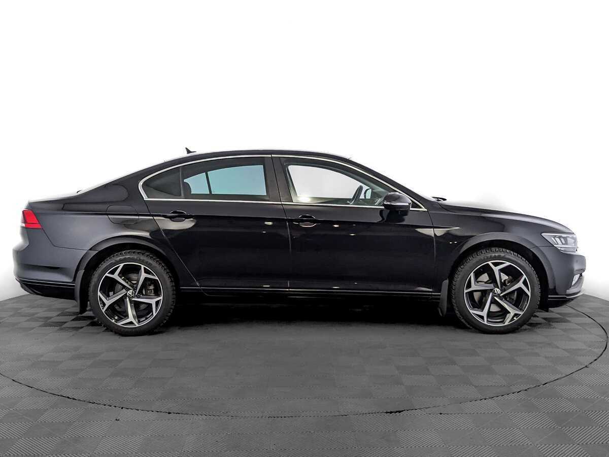Volkswagen Passat, 2021 - 36 984 км. | Фото №4