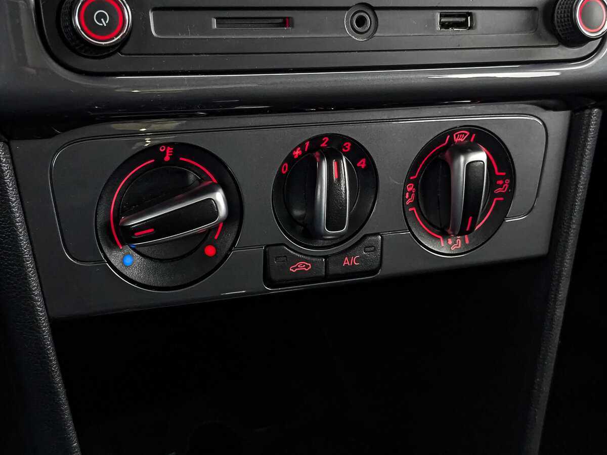 Volkswagen Polo, 2019 Фото №21