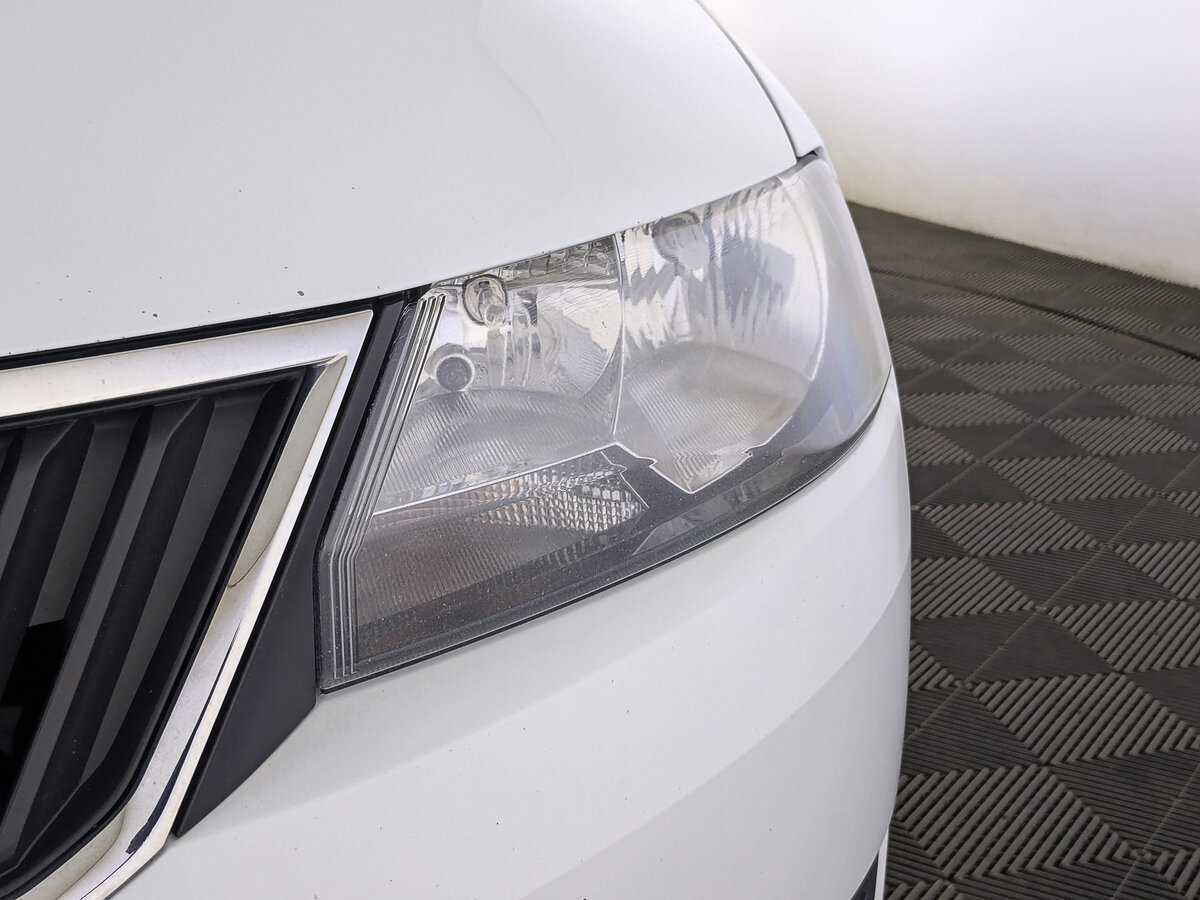 Skoda Rapid, 2017 Фото №11