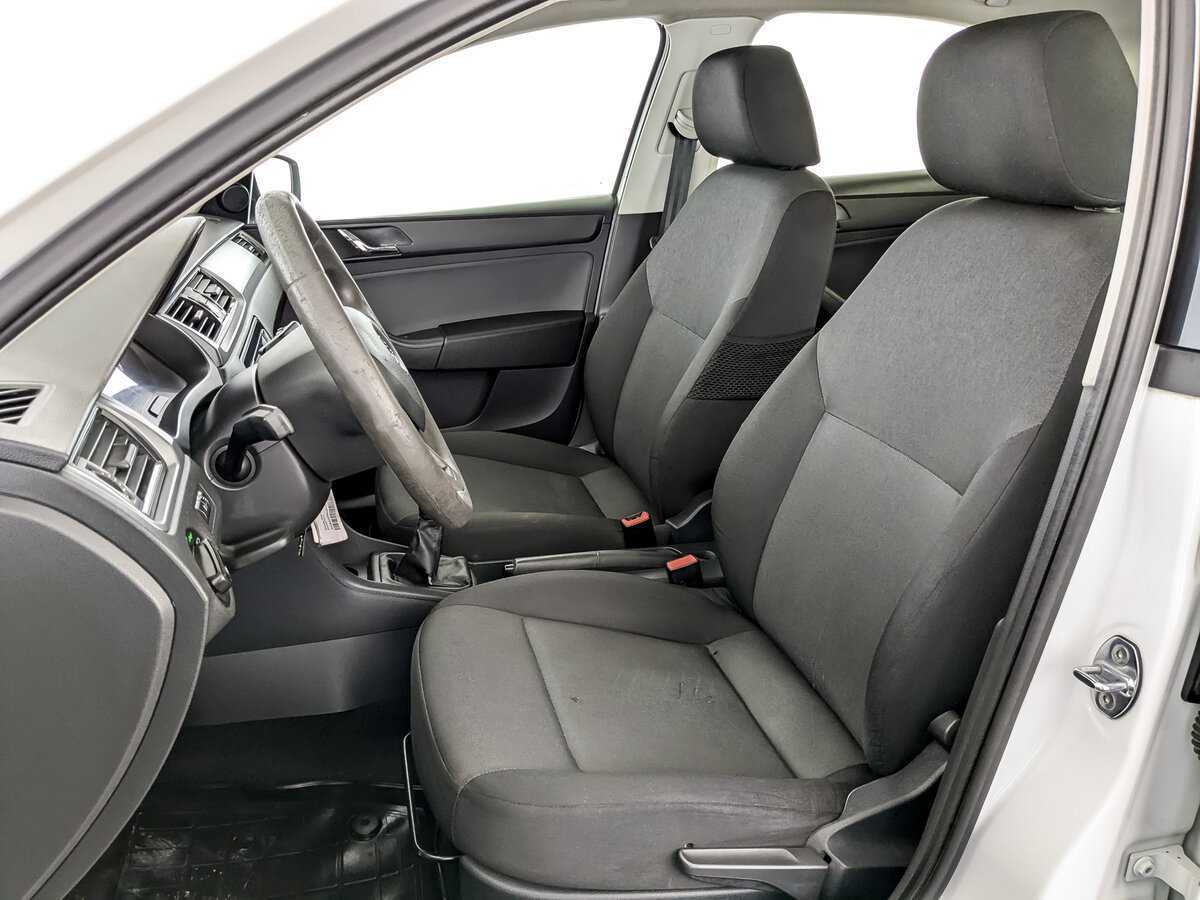 Skoda Rapid, 2017 Фото №20