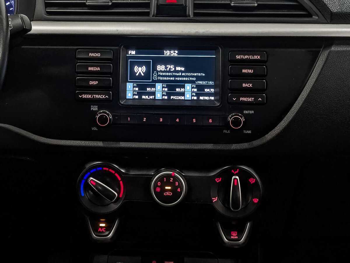 Kia Rio X-Line, 2020 Фото №17