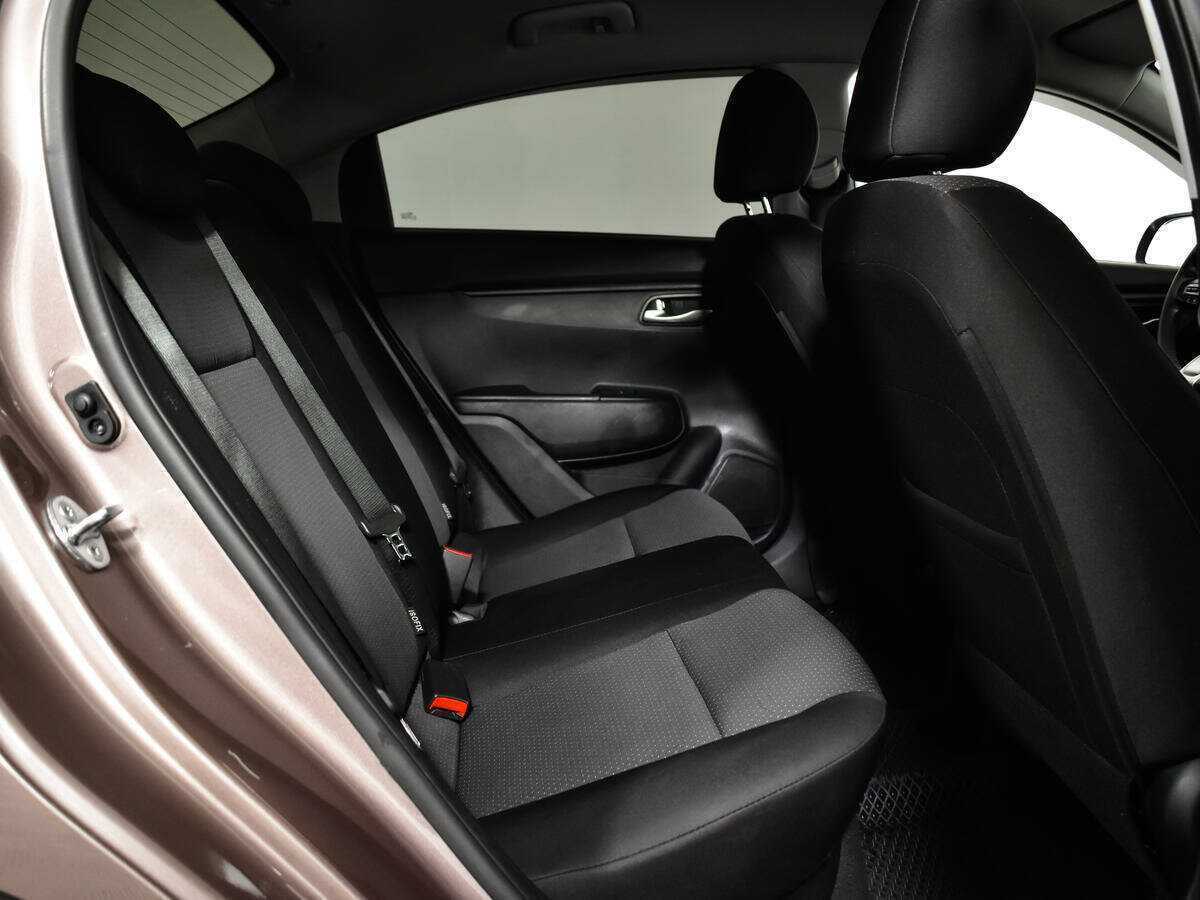 Kia Rio, 2021 Фото №10