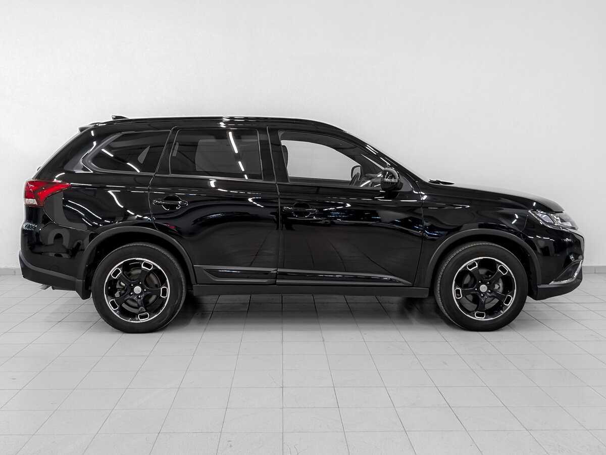 Mitsubishi Outlander, 2021 - 58 345 км. | Фото №4