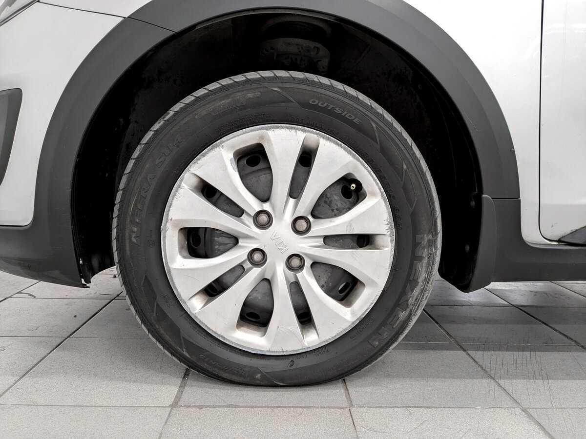 Kia Rio X-Line, 2020 Фото №18