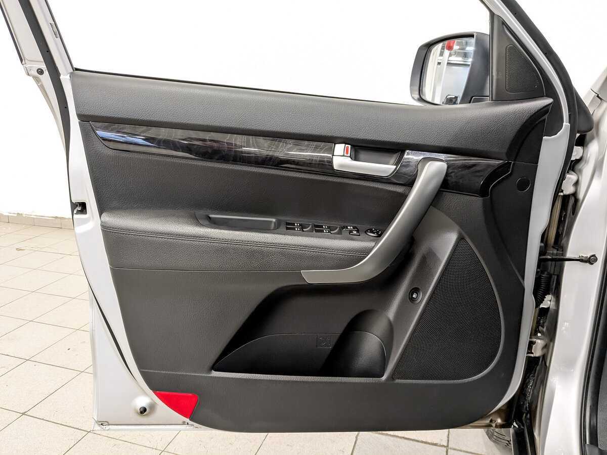 Kia Sorento, 2017 Фото №17