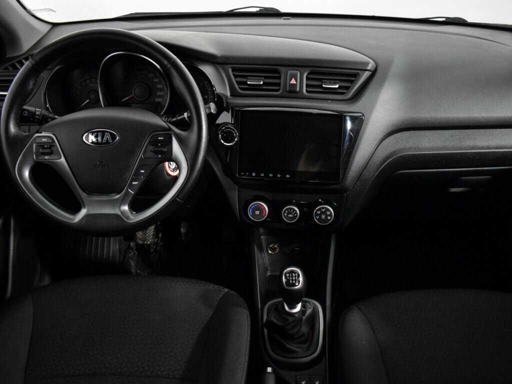 Kia Rio, 2016 Фото №16