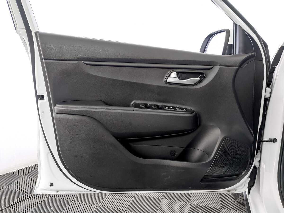 Kia Rio X-Line, 2019 Фото №19