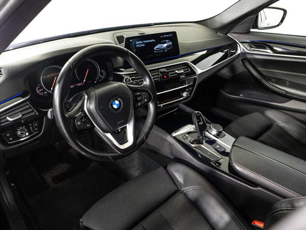 BMW 5 серии 520d xDrive, 2017 Фото №11