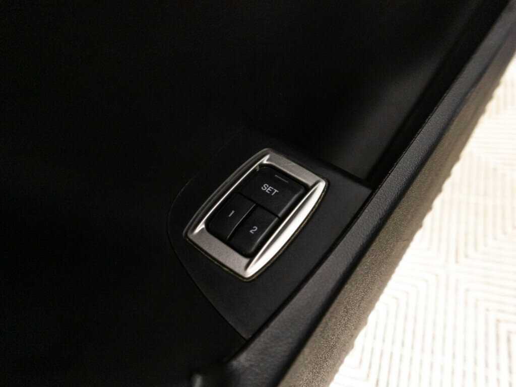 Jaguar XF, 2012 Фото №18