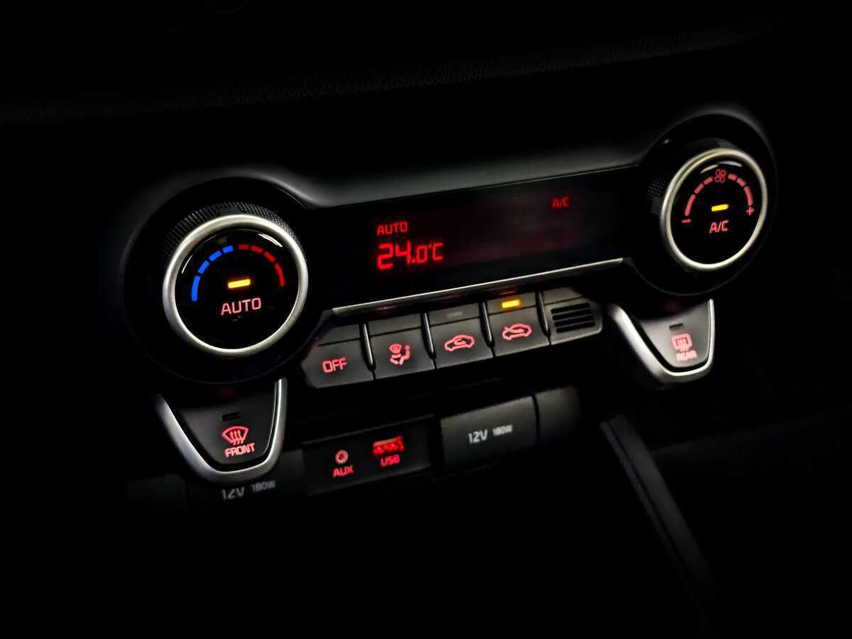 Kia Rio, 2019 Фото №24