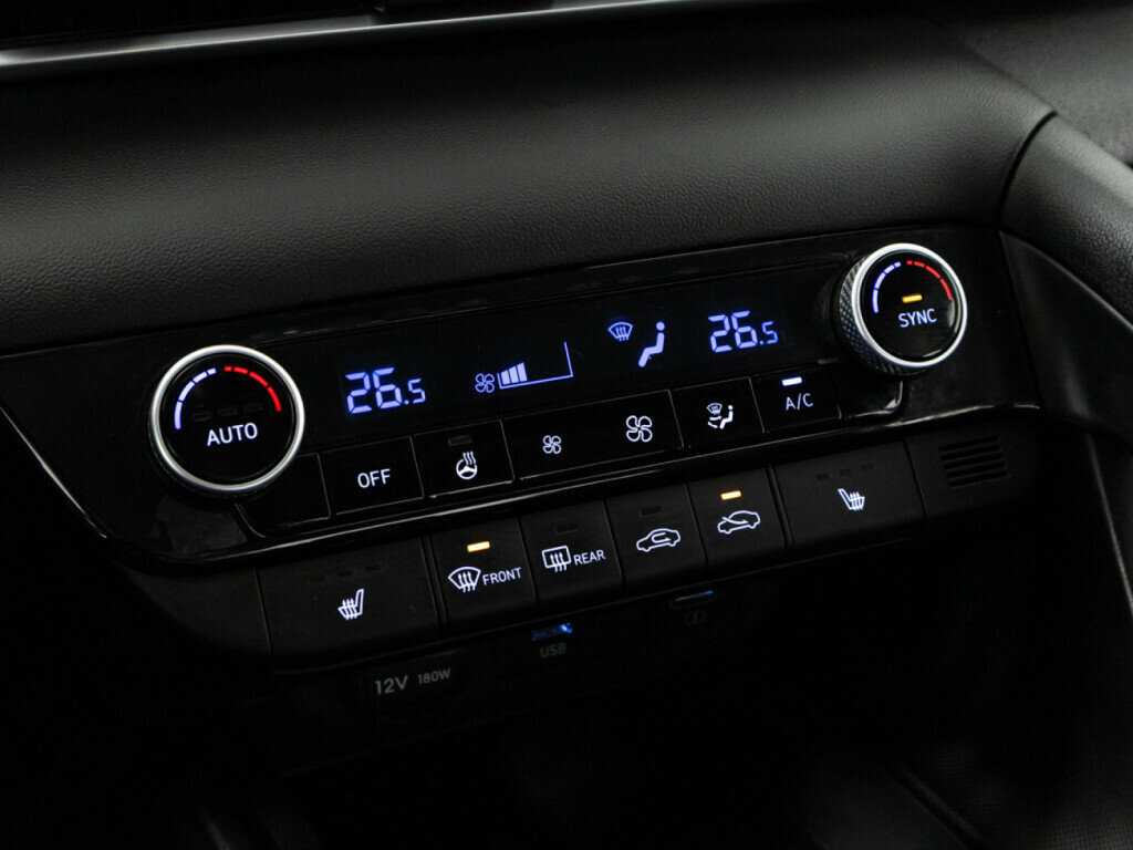 Hyundai Elantra, 2021 Фото №16