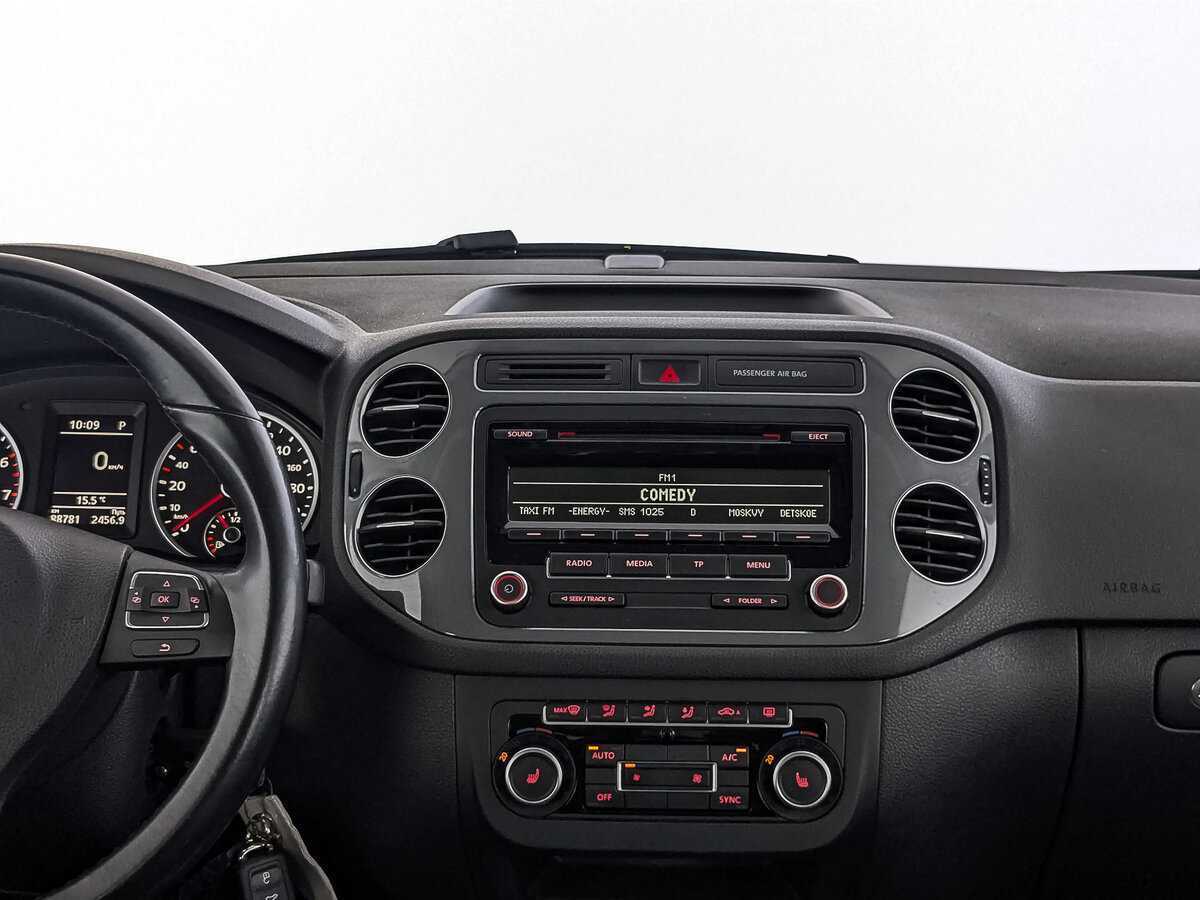 Volkswagen Tiguan, 2015 Фото №17