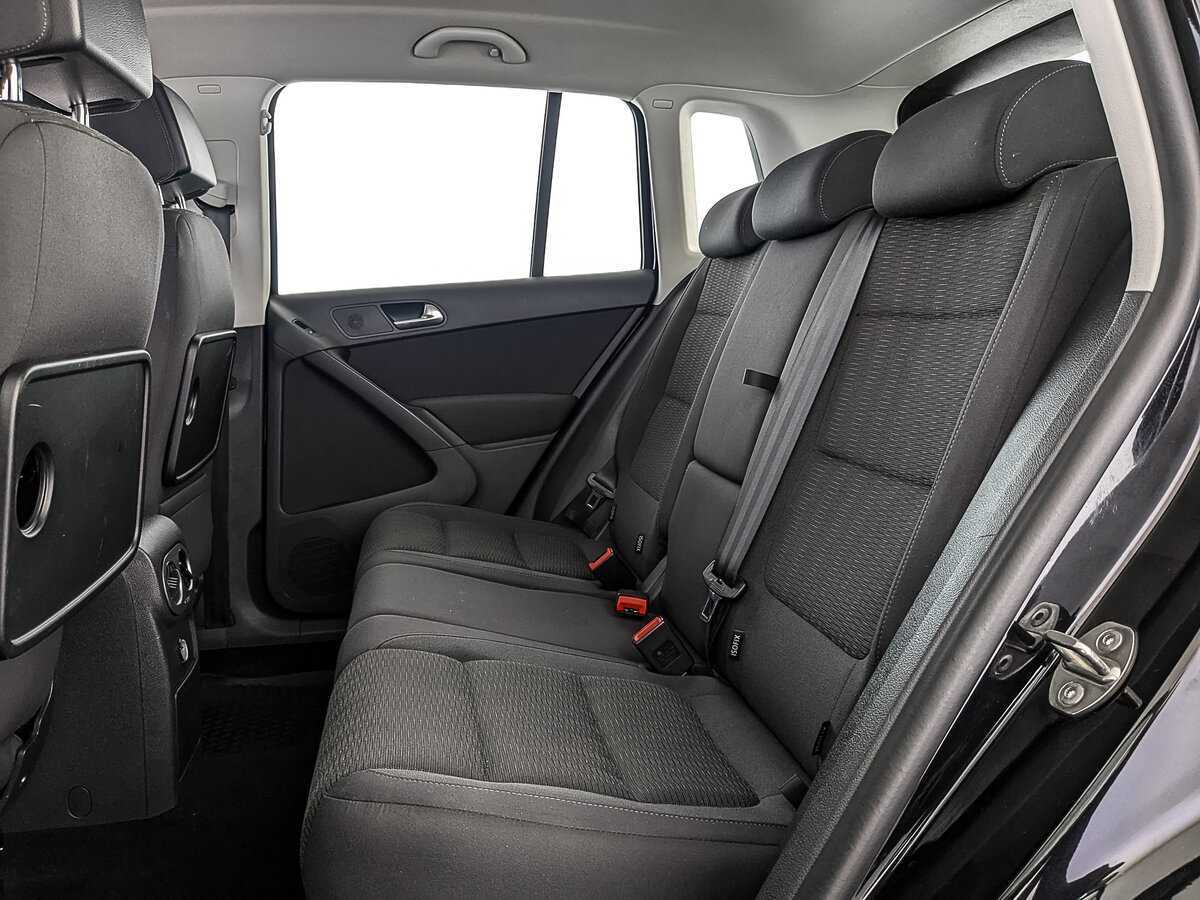 Volkswagen Tiguan, 2015 Фото №18