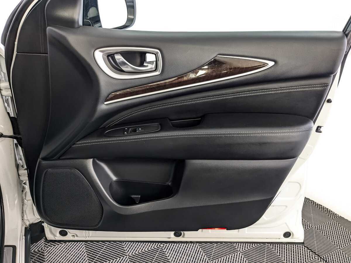 Infiniti QX60, 2017 Фото №23