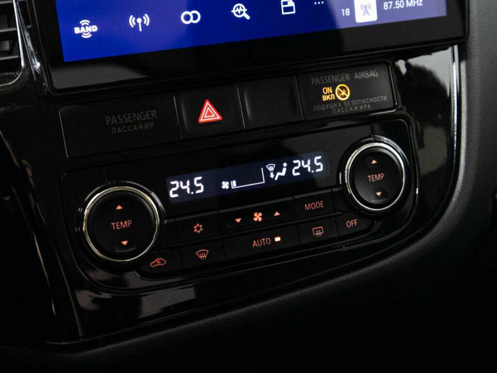 Mitsubishi Outlander, 2012 Фото №16