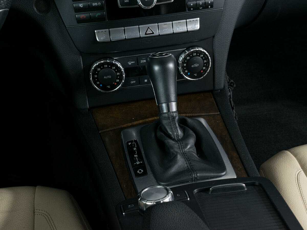 Mercedes-Benz C-Класс 180, 2012 Фото №14