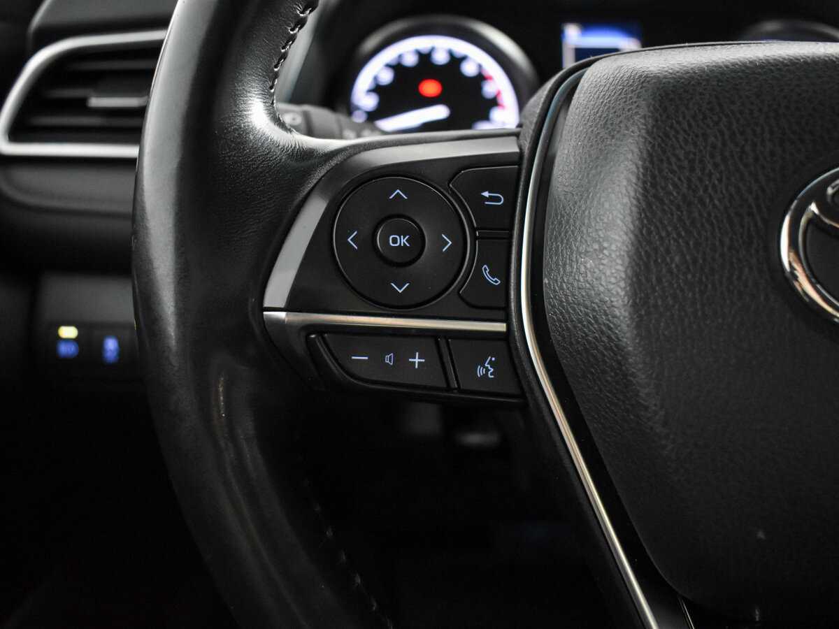 Toyota Camry, 2020 Фото №16