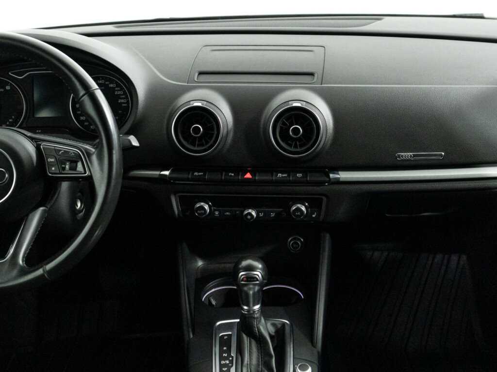 Audi A3, 2019 Фото №14