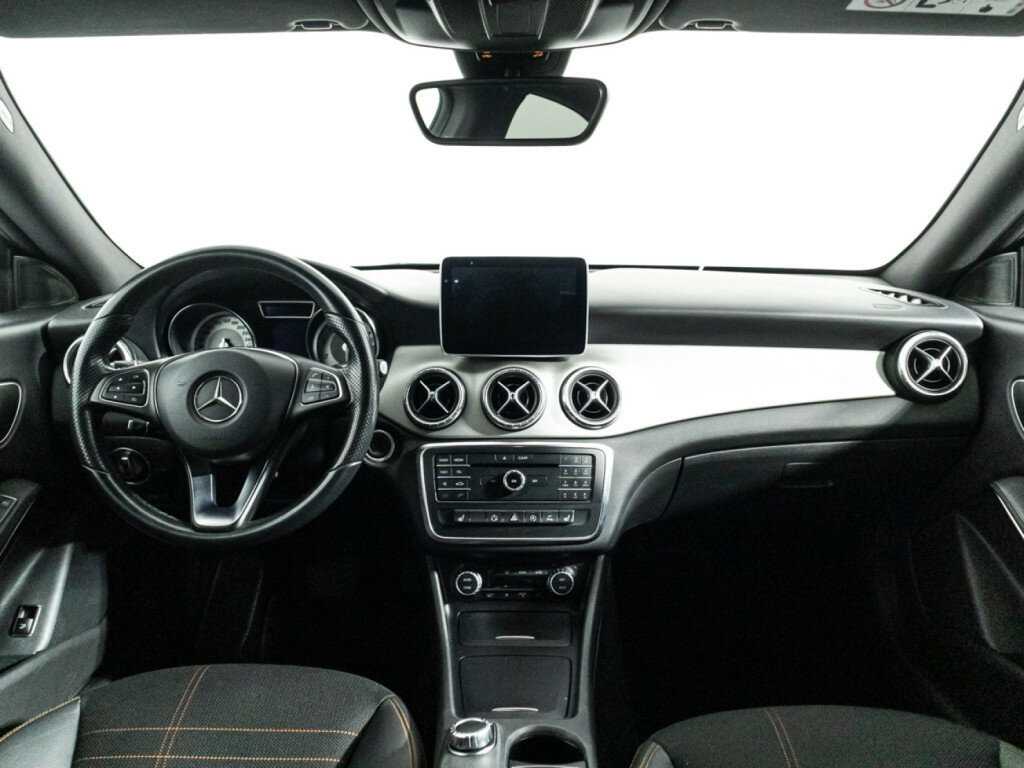 Mercedes-Benz CLA 200, 2015 Фото №13