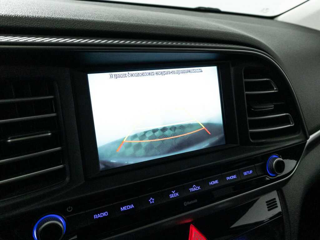 Hyundai Elantra, 2019 Фото №18