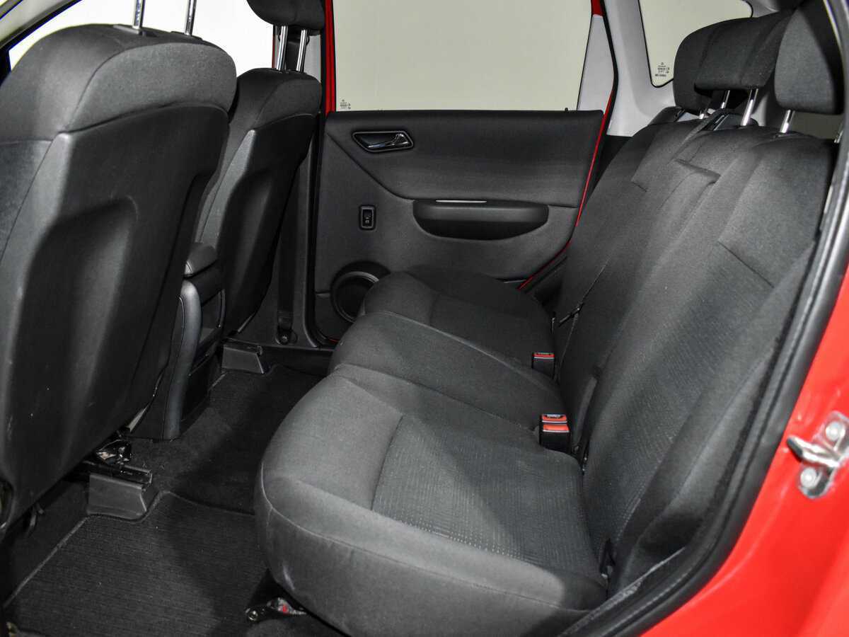 Mercedes-Benz A-Класс 180, 2012 Фото №12