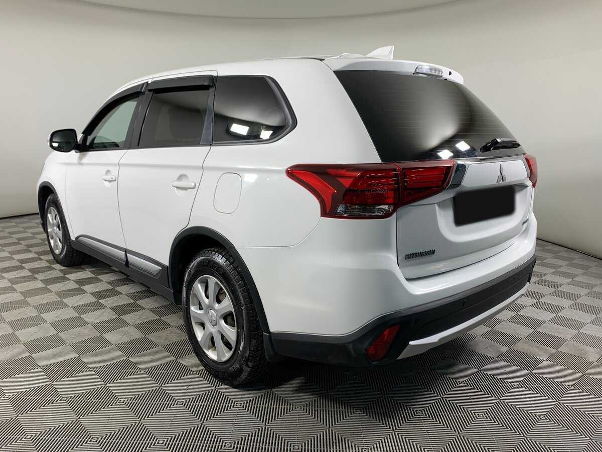 Mitsubishi Outlander, 2017 Фото №7