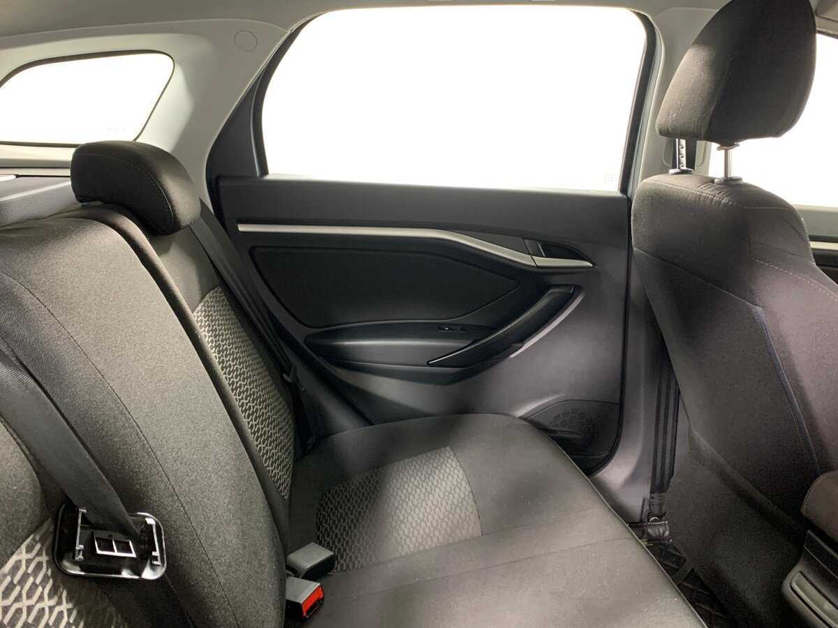 Lada (ВАЗ) Vesta SW, 2019 Фото №18