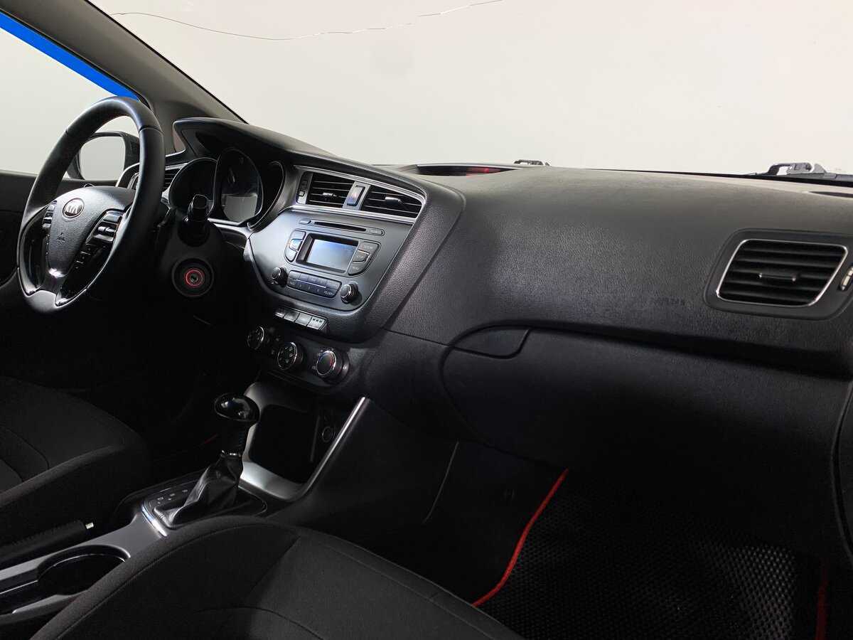 Kia Ceed, 2016 Фото №12
