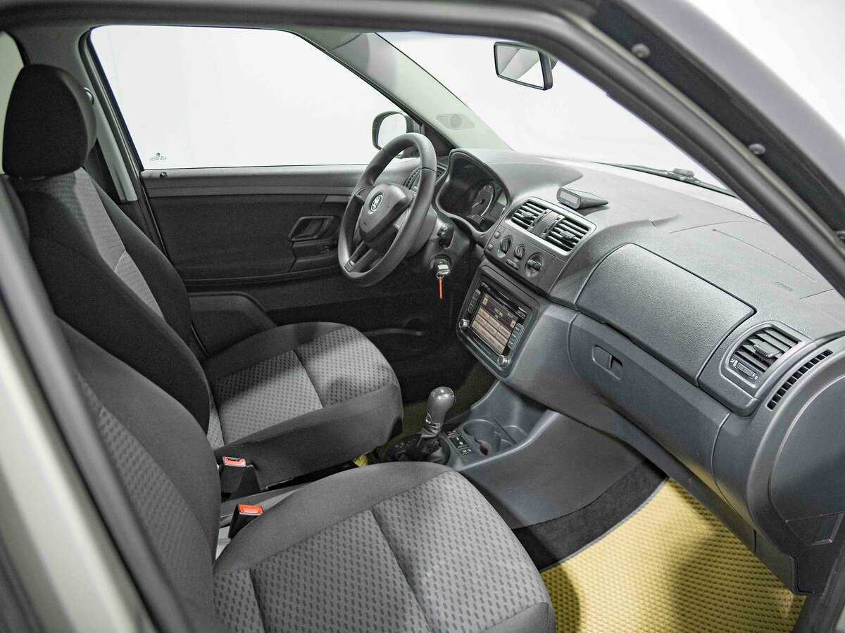 Skoda Fabia, 2013 Фото №13