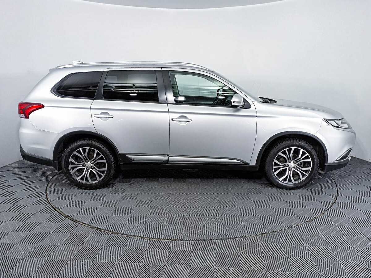 Mitsubishi Outlander, 2018 - 54 304 км. | Фото №4