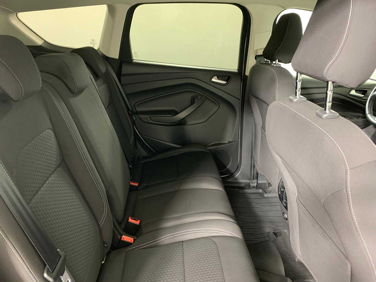 Ford Kuga, 2017 Фото №18