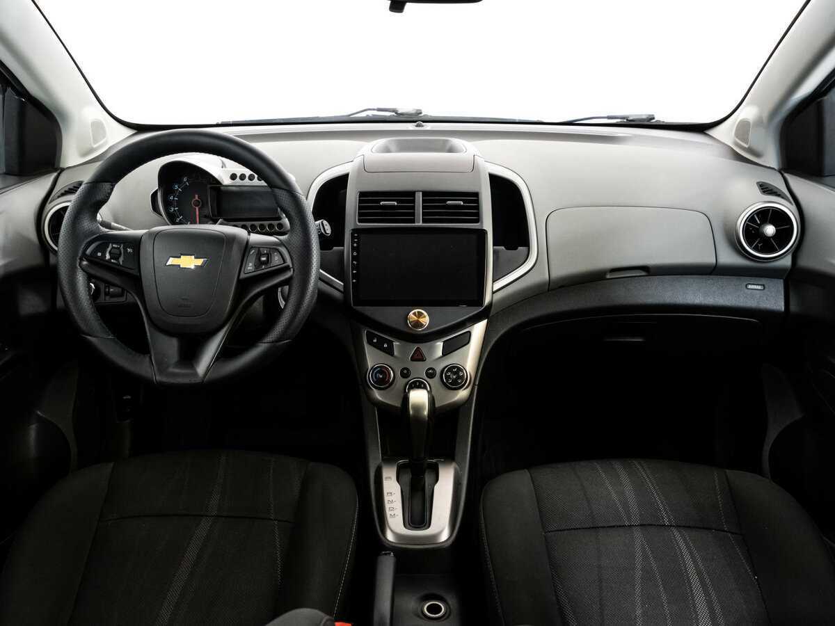 Chevrolet Aveo, 2013 Фото №10