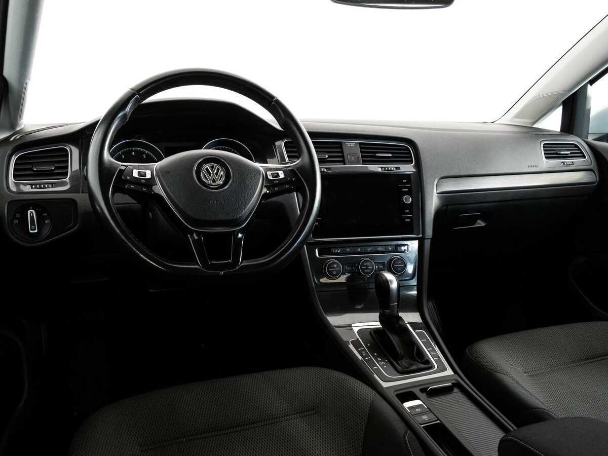 Volkswagen Golf, 2018 Фото №9