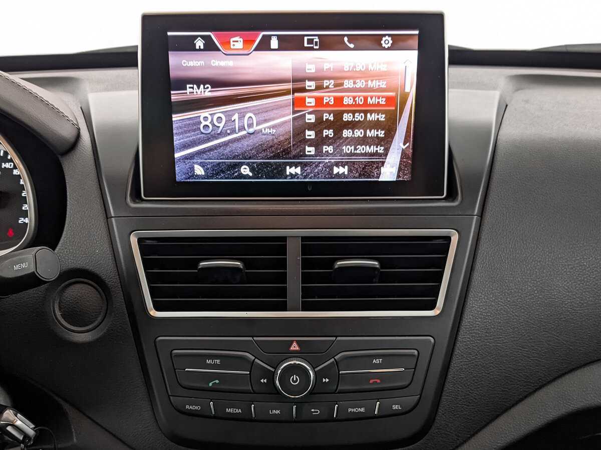 FAW Besturn X40, 2020 Фото №17