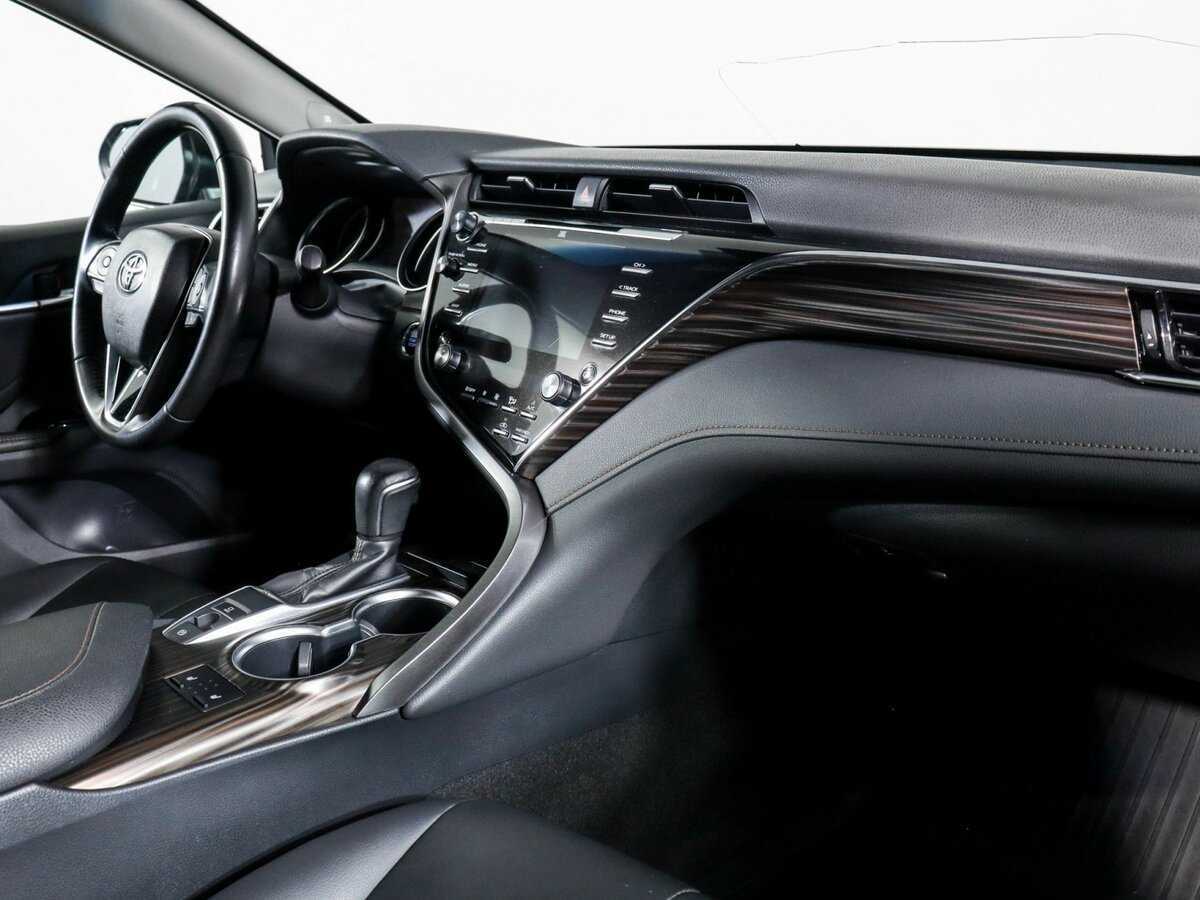 Toyota Camry, 2018 - 83 610 км. | Фото №6