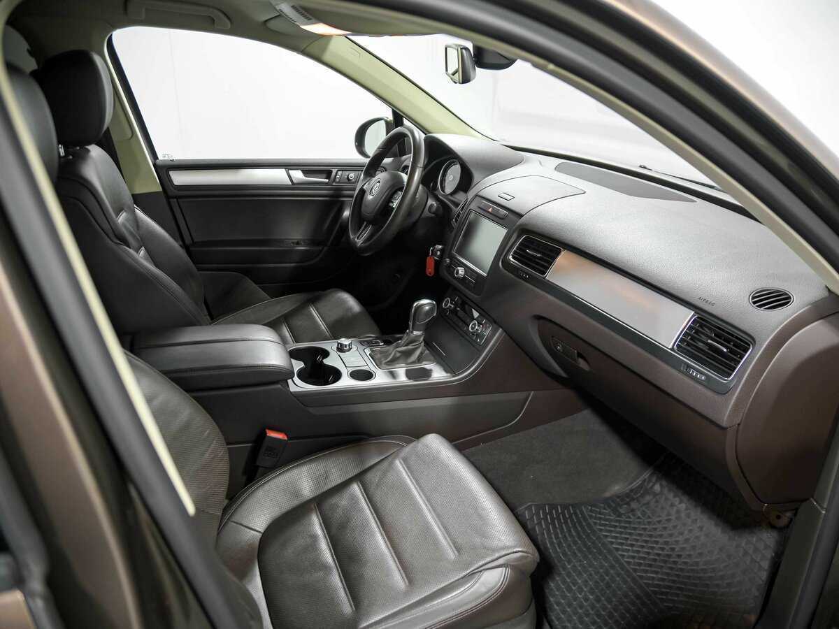 Volkswagen Touareg, 2013 Фото №17