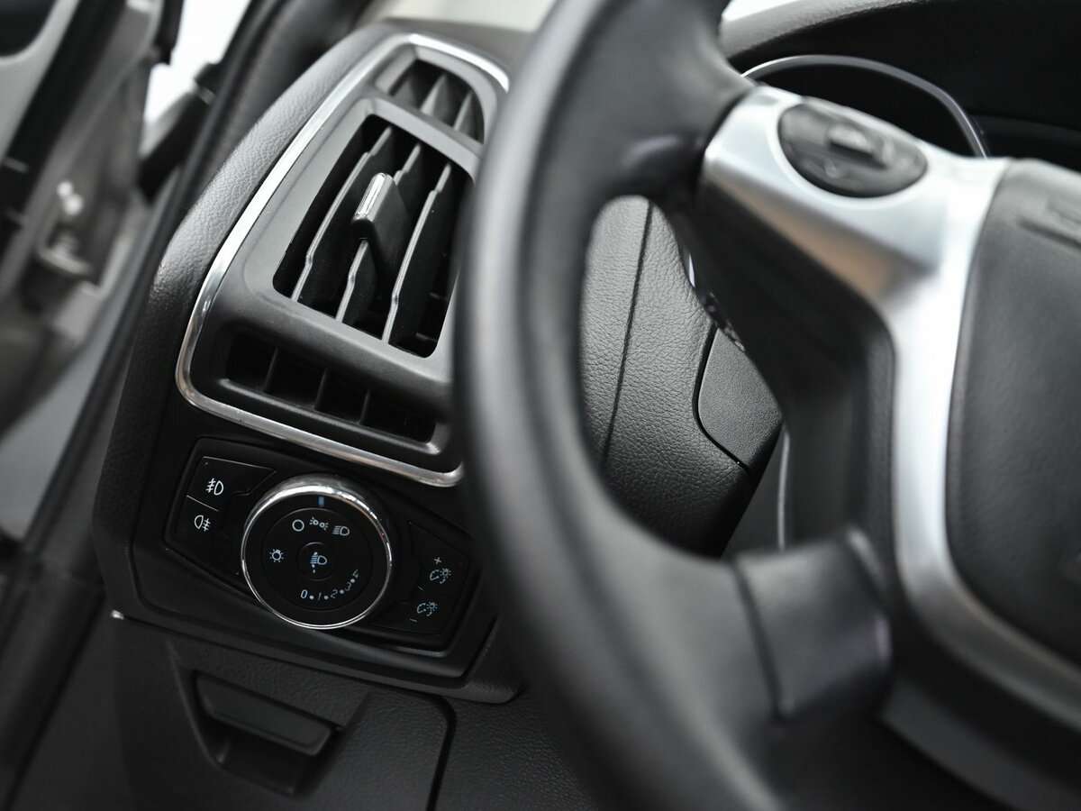 Ford Focus, 2014 Фото №8