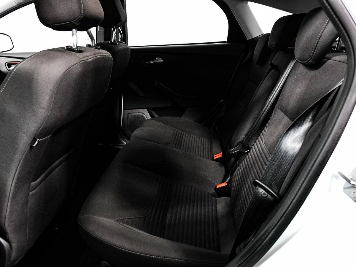 Ford Focus, 2019 Фото №13