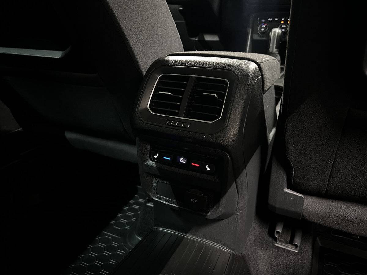 Volkswagen Tiguan, 2017 Фото №19