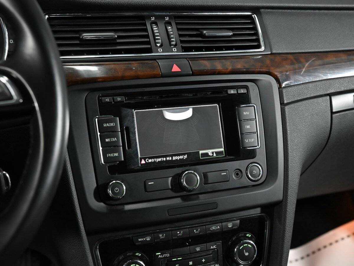 Skoda Superb DSG, 2013 Фото №10